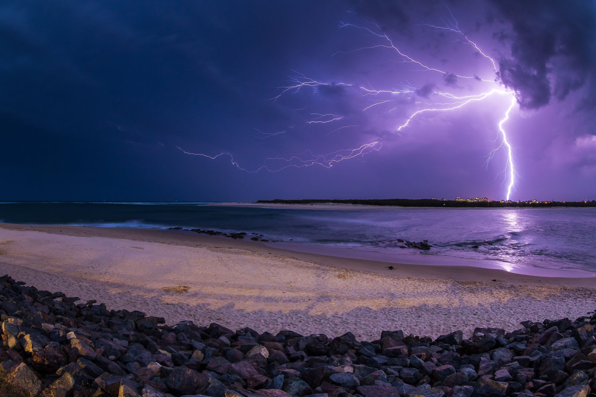 Bribie Island Single Bolt - Photography Sunshine Coast