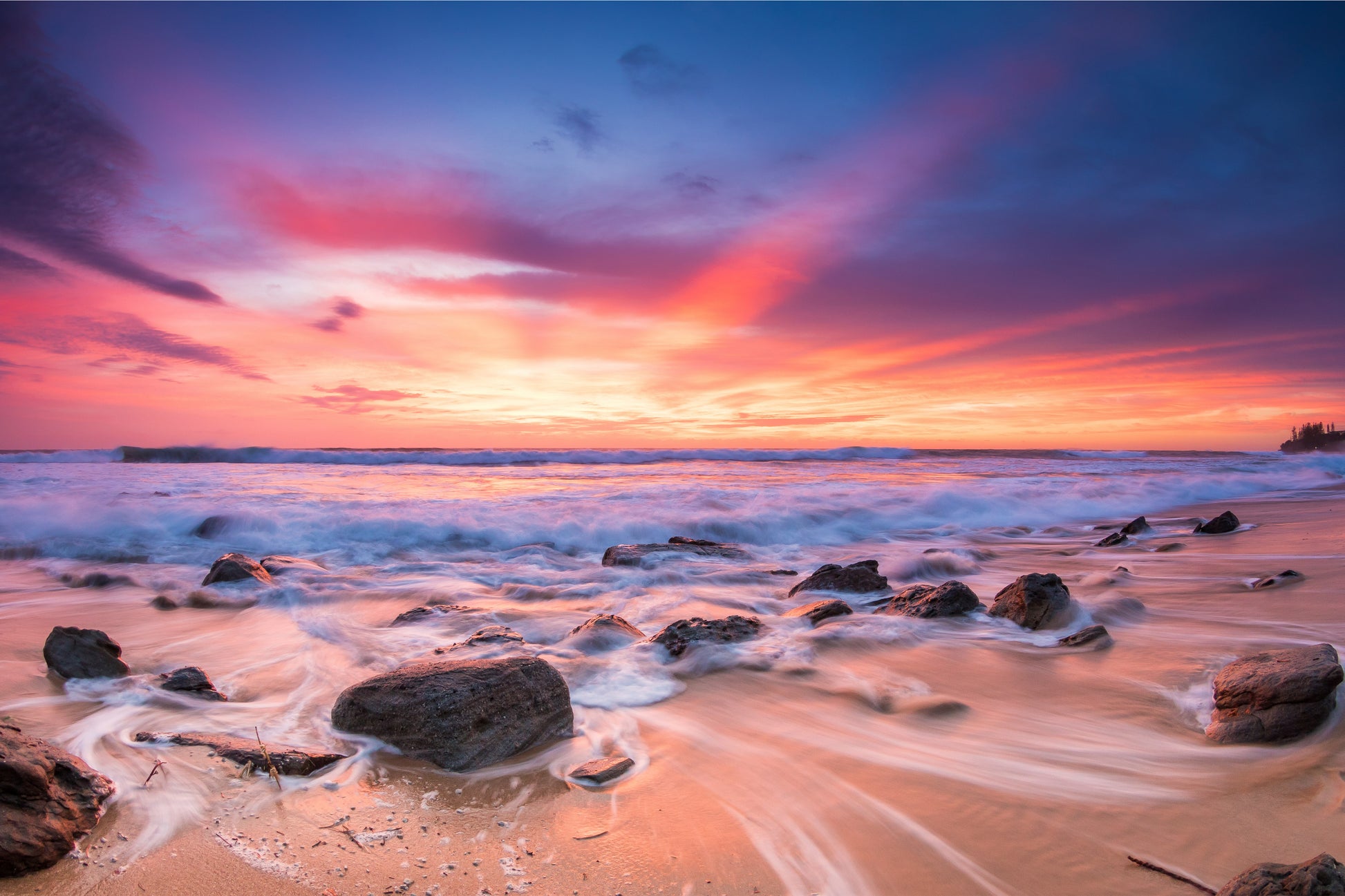 Shelly Beach Sunburst (Copy) - Photography Sunshine Coast